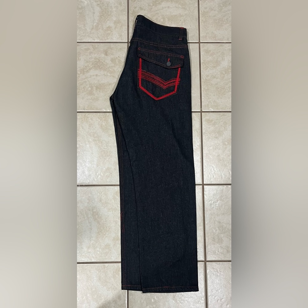 Jeanetix red stitching jeans